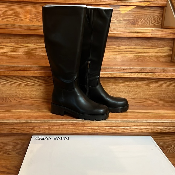 Nine West Lug Boots - Picture 7 of 8